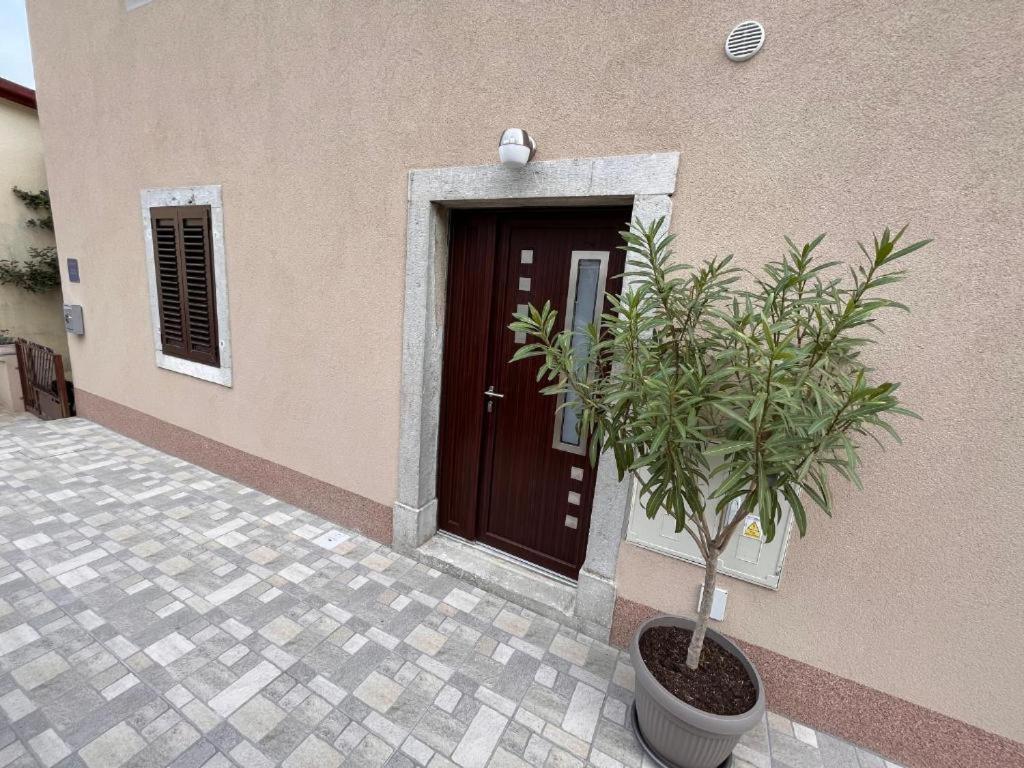 Studio Apartment Above Promenade W Terrace & Parking Rabac Exterior foto