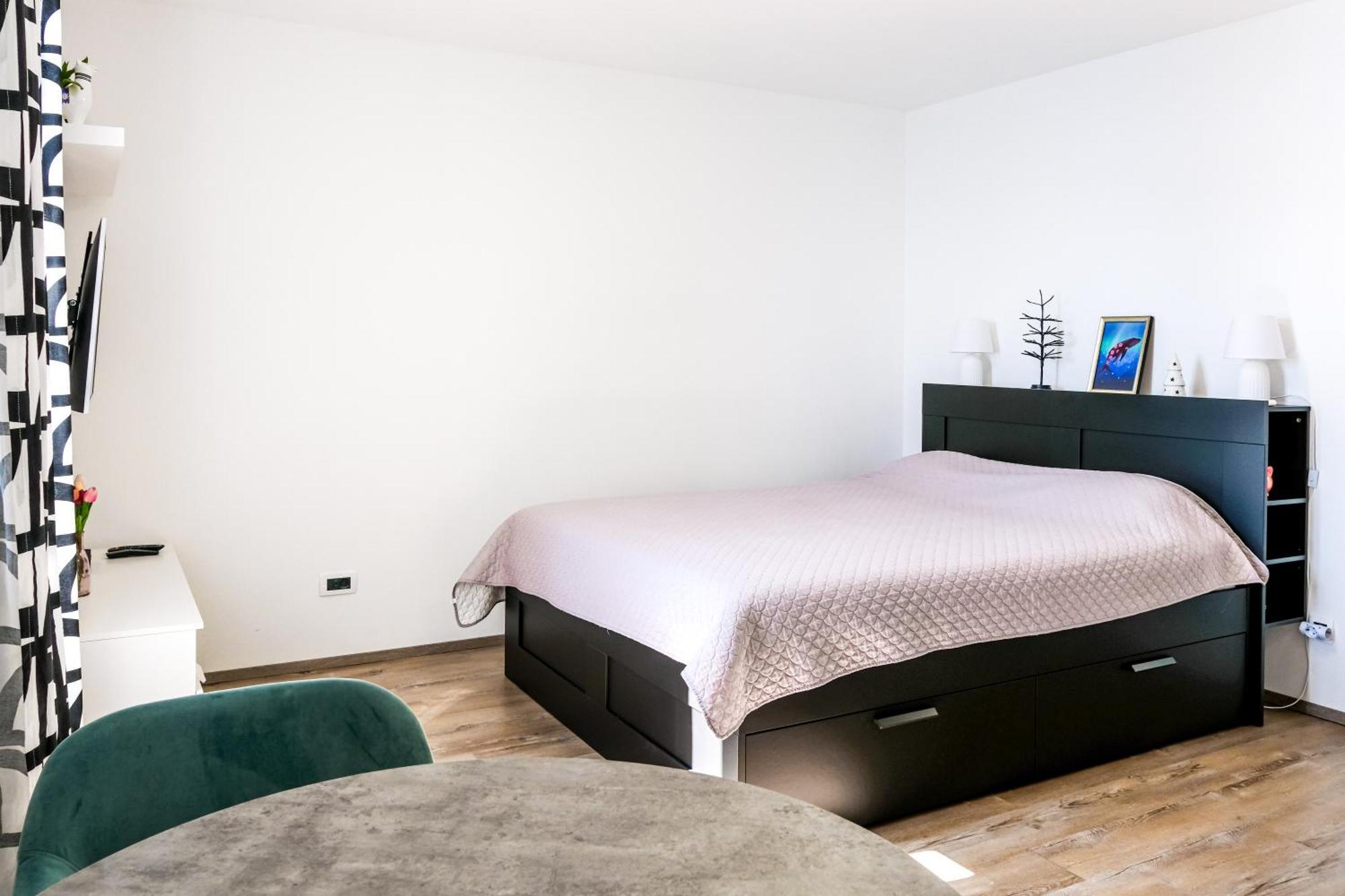 Studio Apartment Above Promenade W Terrace & Parking Rabac Exterior foto